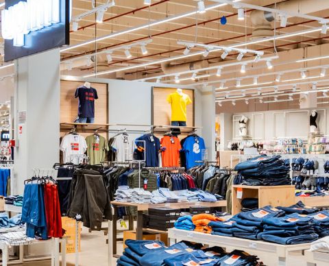 Upim al centro Globo Abbigliamento Busnago MB buoni sconto orari di apertura saldi