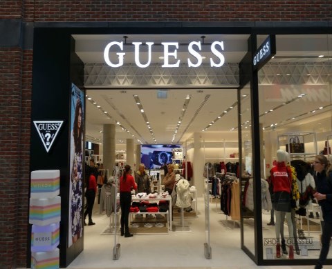 guess-520