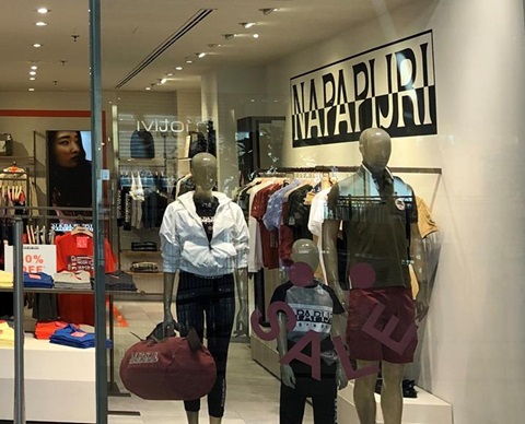 Napapijri negozi outlet