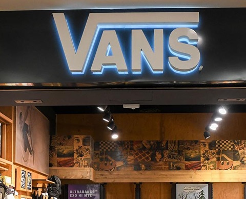 Dove vendono hotsell le vans