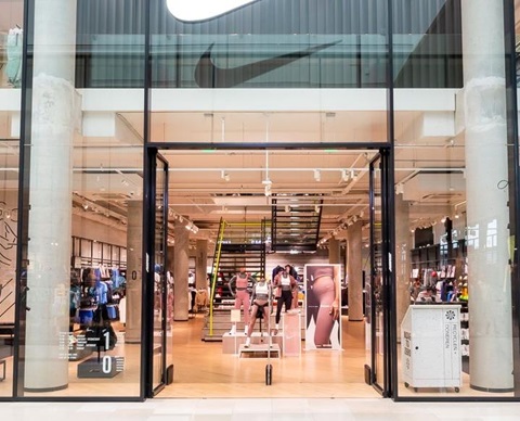 Nike Hoog Catharijne kortingsbonnen openingstijden sales